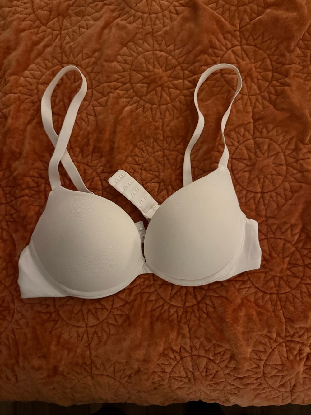 White T-Shirt Bra -